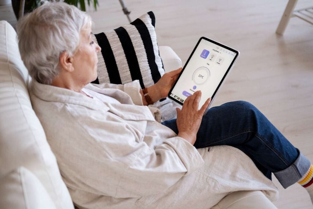 Popular Dementia Tracking Device Options